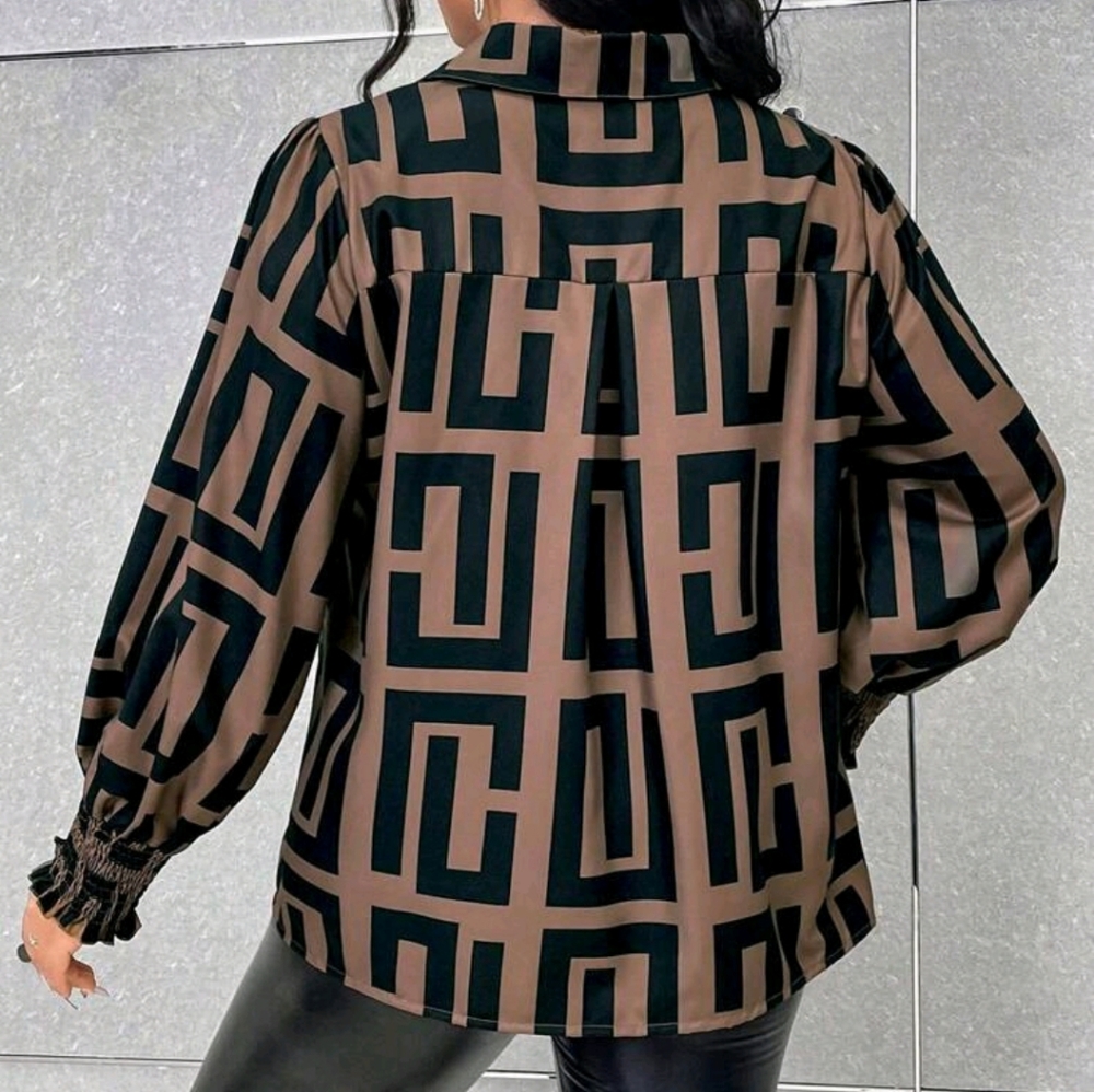 Plus Size Color Block Printed Shirt - Picture 2 of 10